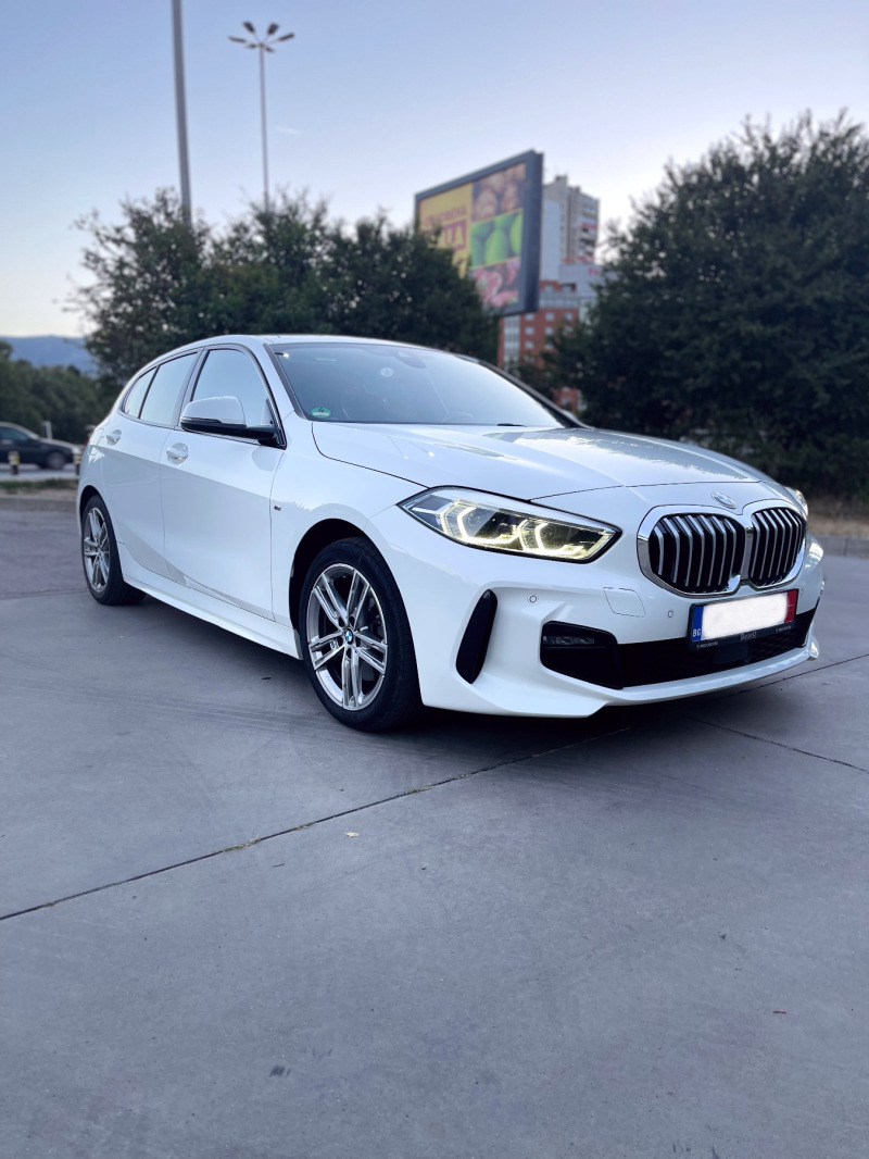 BMW 118 118d M Pack LED, снимка 2 - Автомобили и джипове - 46086528