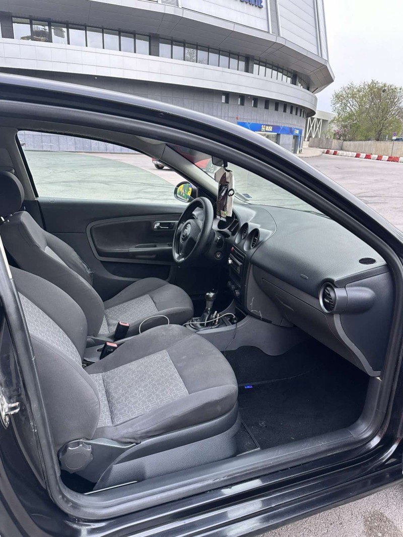 Seat Ibiza, снимка 7 - Автомобили и джипове - 45177012