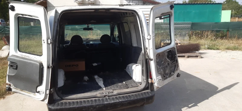 Opel Combo Товарен, снимка 5 - Автомобили и джипове - 47117929