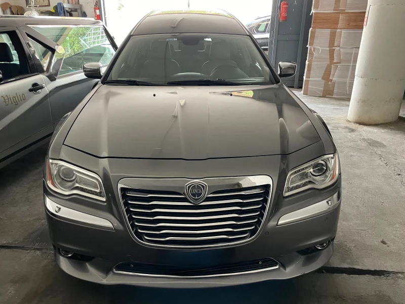 Lancia Thema Отлично Състояние Катафалка, снимка 1 - Автомобили и джипове - 47669462