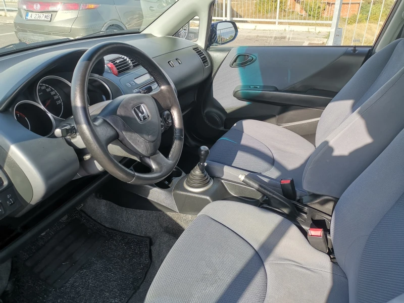 Honda Jazz 1.4, снимка 8 - Автомобили и джипове - 49067254