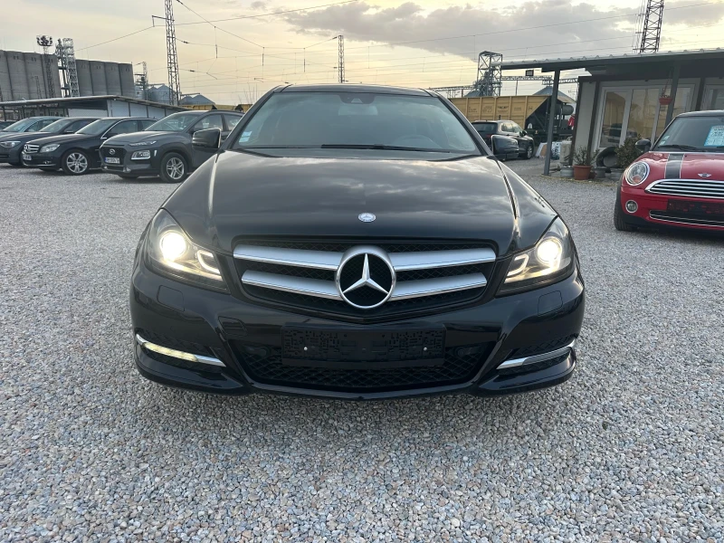 Mercedes-Benz C 220 COUPE, снимка 2 - Автомобили и джипове - 49513237