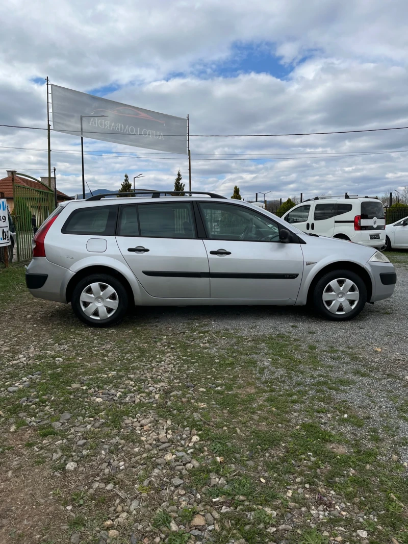 Renault Megane 1.9, снимка 6 - Автомобили и джипове - 49549802