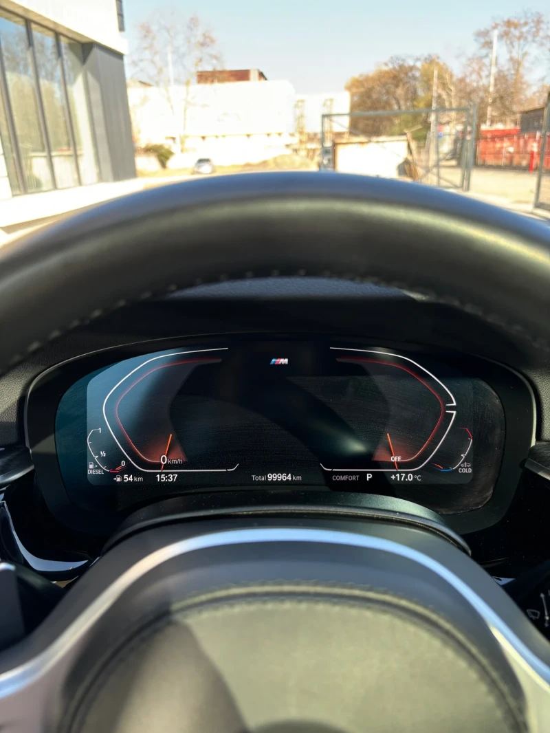 BMW 530 xd M sport, снимка 11 - Автомобили и джипове - 51325521