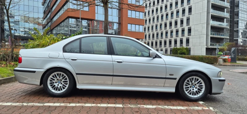 BMW 530, снимка 4 - Автомобили и джипове - 52593073