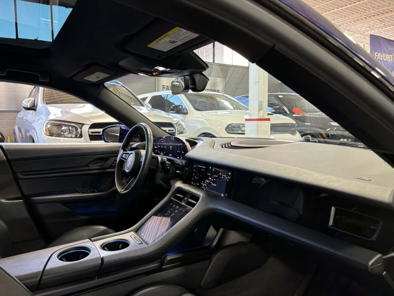 Porsche Taycan * 4S / 4S with Performance Pack, снимка 14 - Автомобили и джипове - 53099879