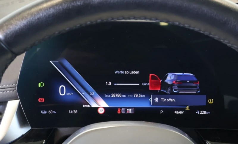 BMW iX1 30XD/HUD/H&K/360/PANO/LED/KEY/MEMO, снимка 8 - Автомобили и джипове - 53299720