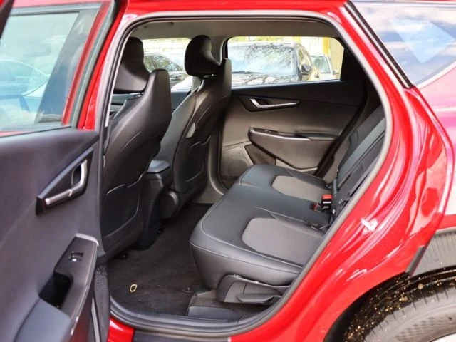Kia EV6 325HP/BASIS/NAVI/CAM/KEYLESS//CARPLAY/LED/310v - изображение 8