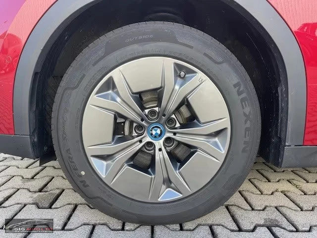 BMW iX2 xDrive30/306HP/CAM/NAVI/LED/AHK/DIGI/253g - изображение 5