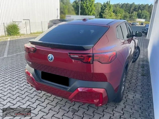 BMW iX2 xDrive30/306HP/CAM/NAVI/LED/AHK/DIGI/253g - изображение 3