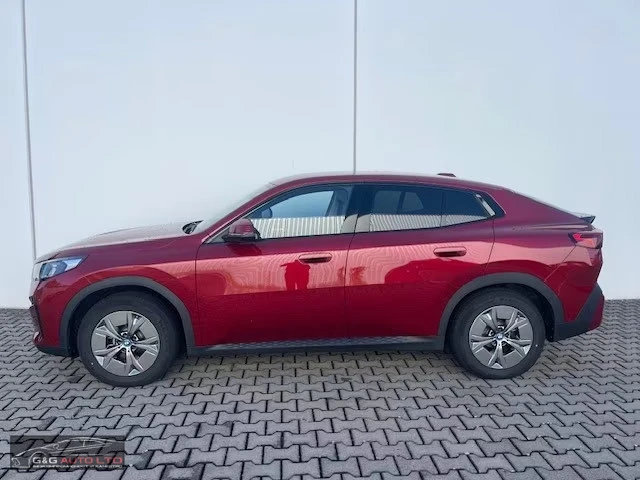 BMW iX2 xDrive30/306HP/CAM/NAVI/LED/AHK/DIGI/253g - изображение 2