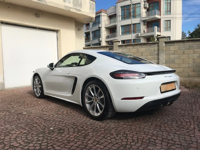 Porsche Cayman 718 - изображение 5