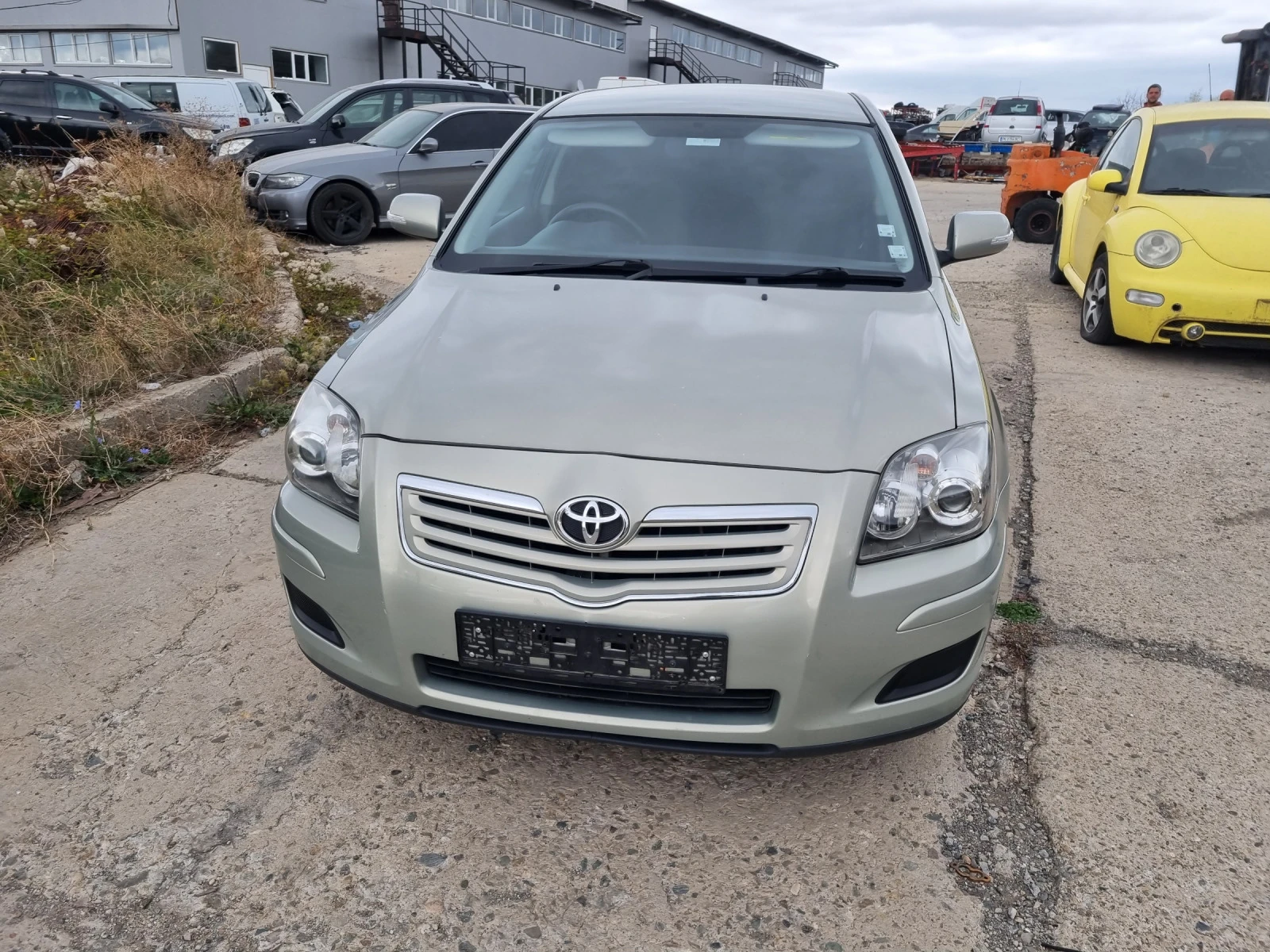 Toyota Avensis 2.0dizel-126ks-2006god - изображение 2