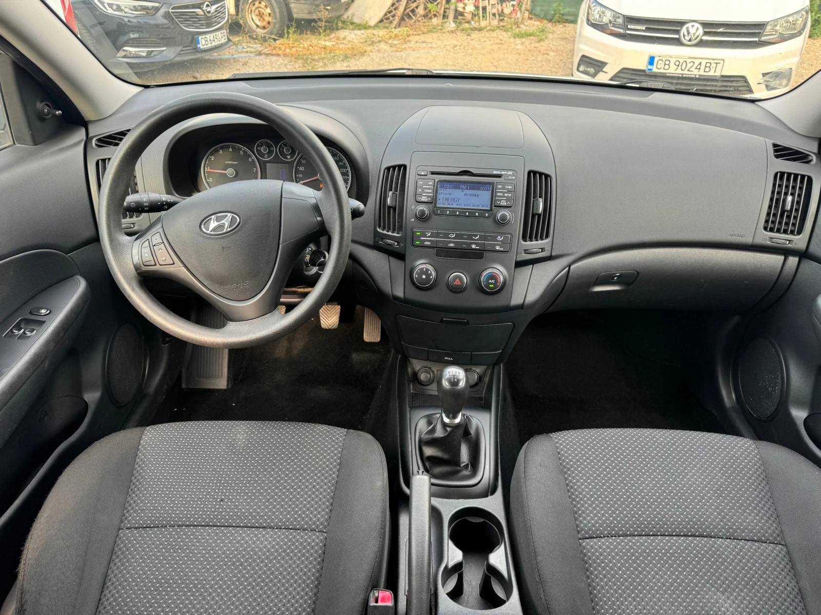 Hyundai I30 1.6 16v FACE CW - изображение 9