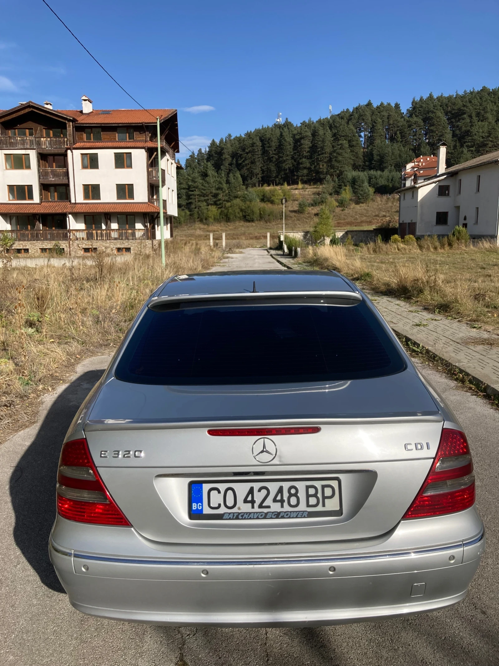 Mercedes-Benz E 320  - изображение 4