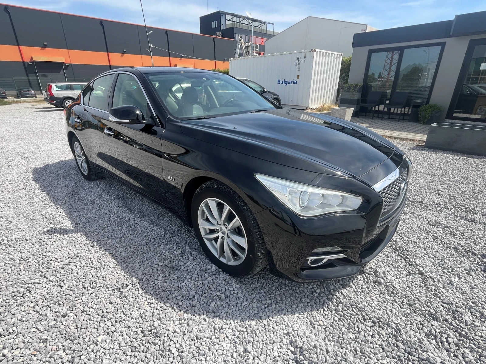 Infiniti Q50 2.2D-170k.c. - изображение 8