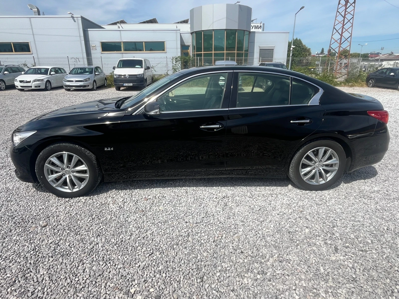 Infiniti Q50 2.2D-170k.c. - изображение 3