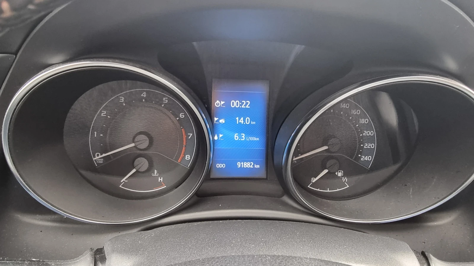 Toyota Auris | Mobile.bg � ����������� 12