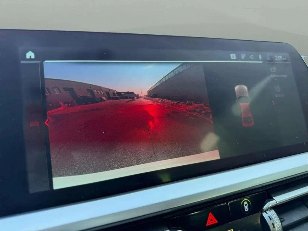 BMW 330 3 Series 330i xDrive AWD * АвтокКредит (ЦЕНА ДО БГ, снимка 11 - Автомобили и джипове - 53724812