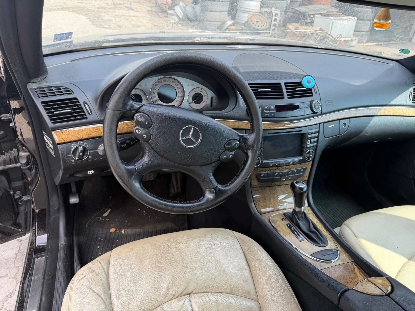 Mercedes-Benz E 320 cdi, снимка 7 - Автомобили и джипове - 53851337