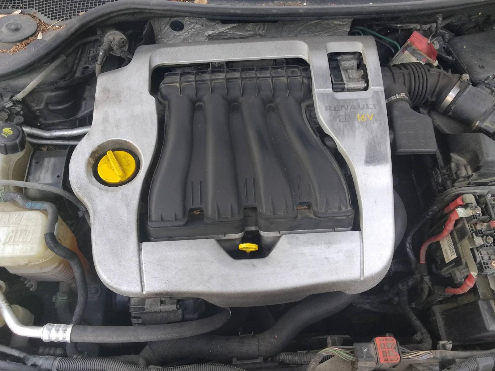 Renault Laguna 3, снимка 2 - Автомобили и джипове - 54288938