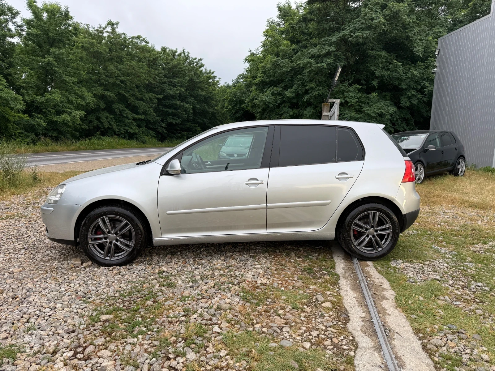 VW Golf 1.9tdi, снимка 2 - Автомобили и джипове - 54947940