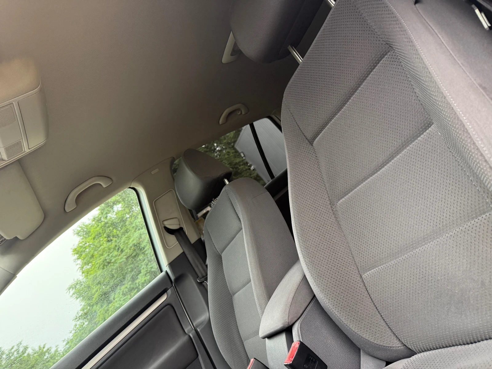 VW Golf 1.9tdi, снимка 12 - Автомобили и джипове - 54947940