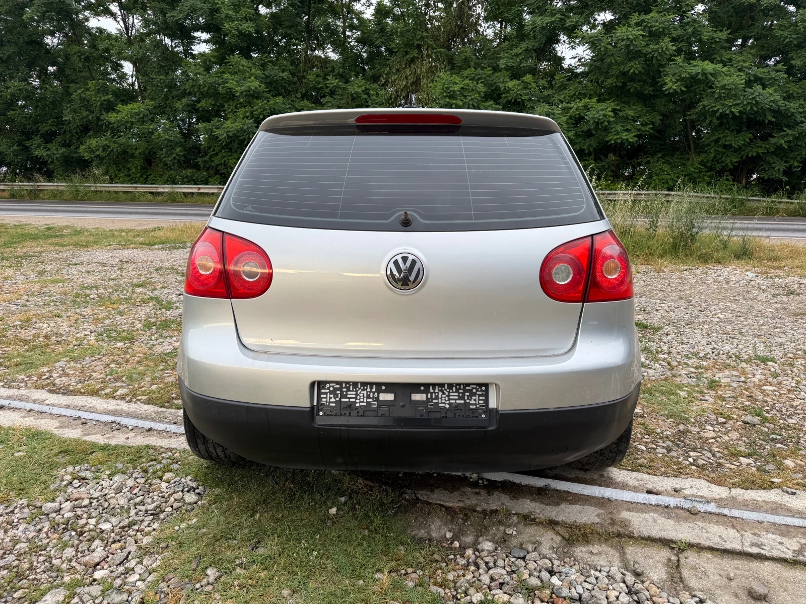 VW Golf 1.9tdi, снимка 6 - Автомобили и джипове - 54947940