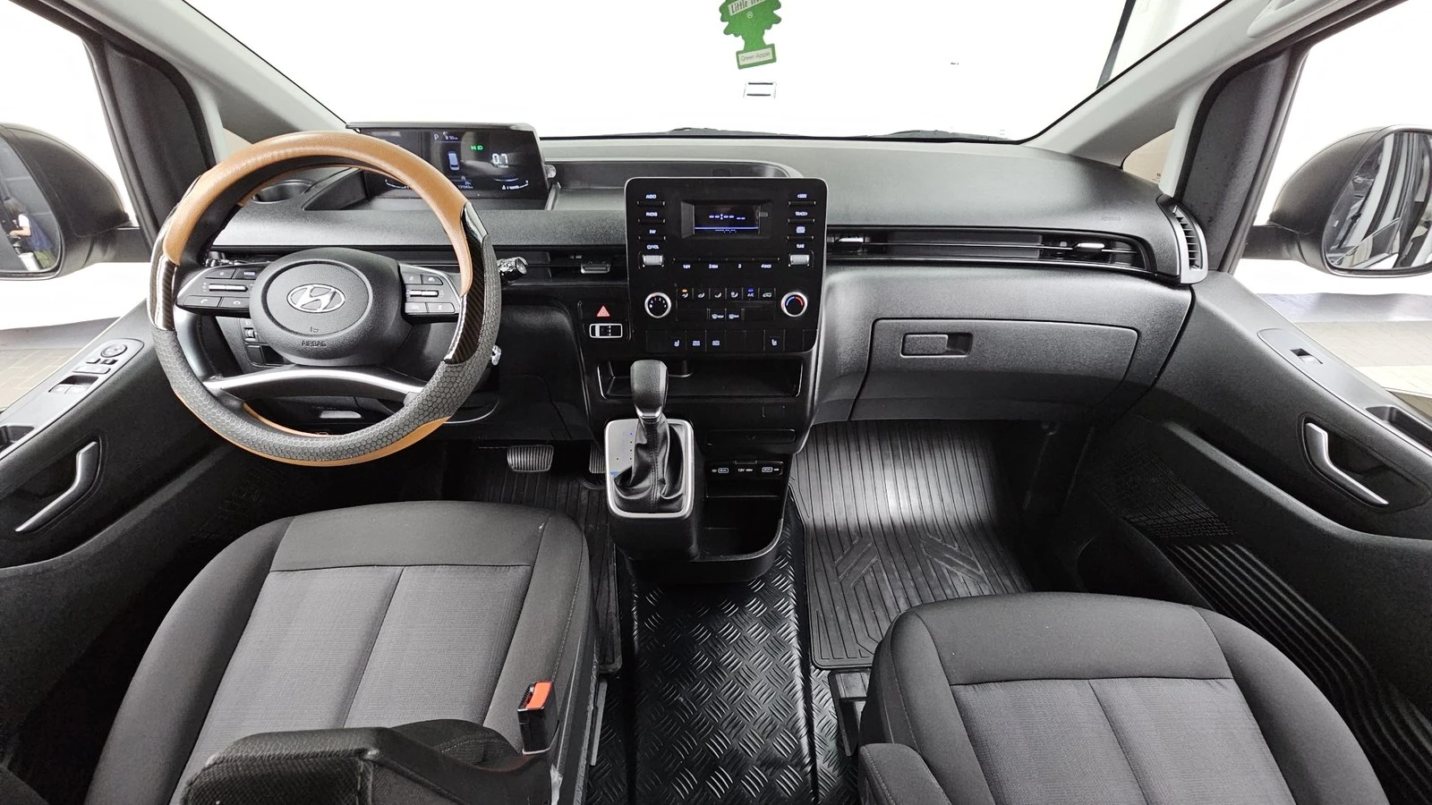 Hyundai Staria Cargo* BLIND SPOT* КРАЙНА ЦЕНА, снимка 7 - Автомобили и джипове - 55367057