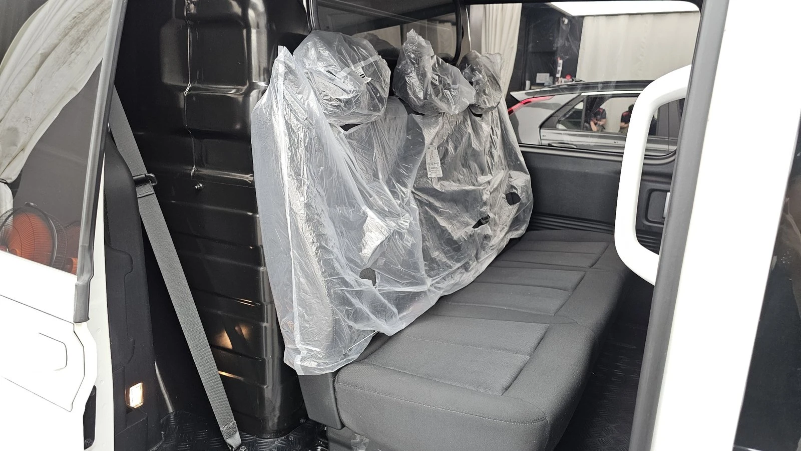 Hyundai Staria Cargo* BLIND SPOT* КРАЙНА ЦЕНА, снимка 12 - Автомобили и джипове - 55367057