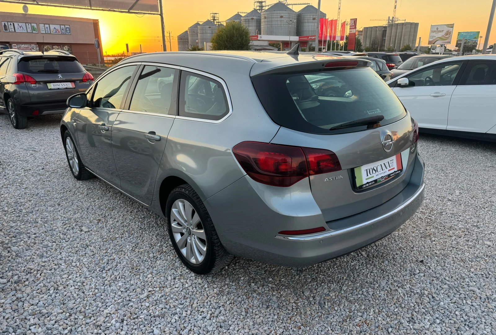 Opel Astra 1.6cdti* Sports Tourer* Cosmo* ����* ����* ������* | Mobile.bg � ����������� 3