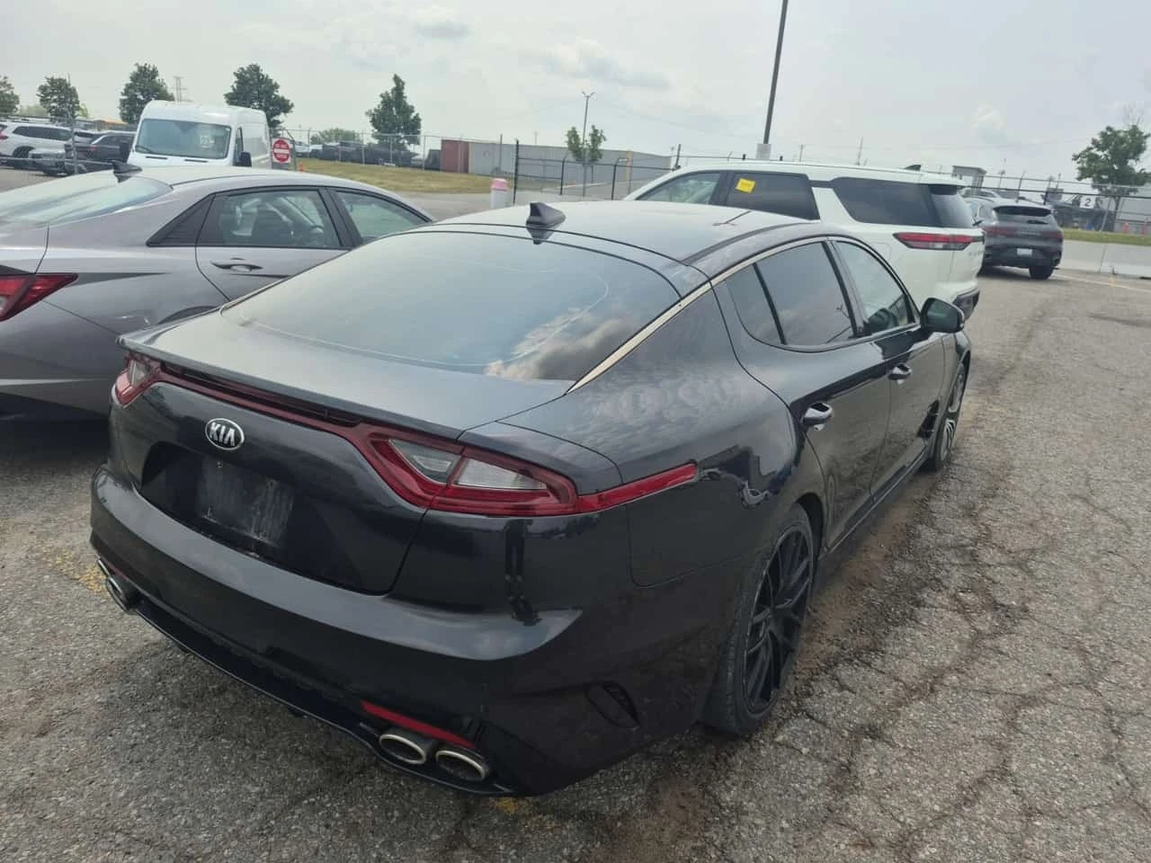 Kia Stinger GT LINE/CARFAX/ФИНАНСИРАНЕ, снимка 3 - Автомобили и джипове - 55736429
