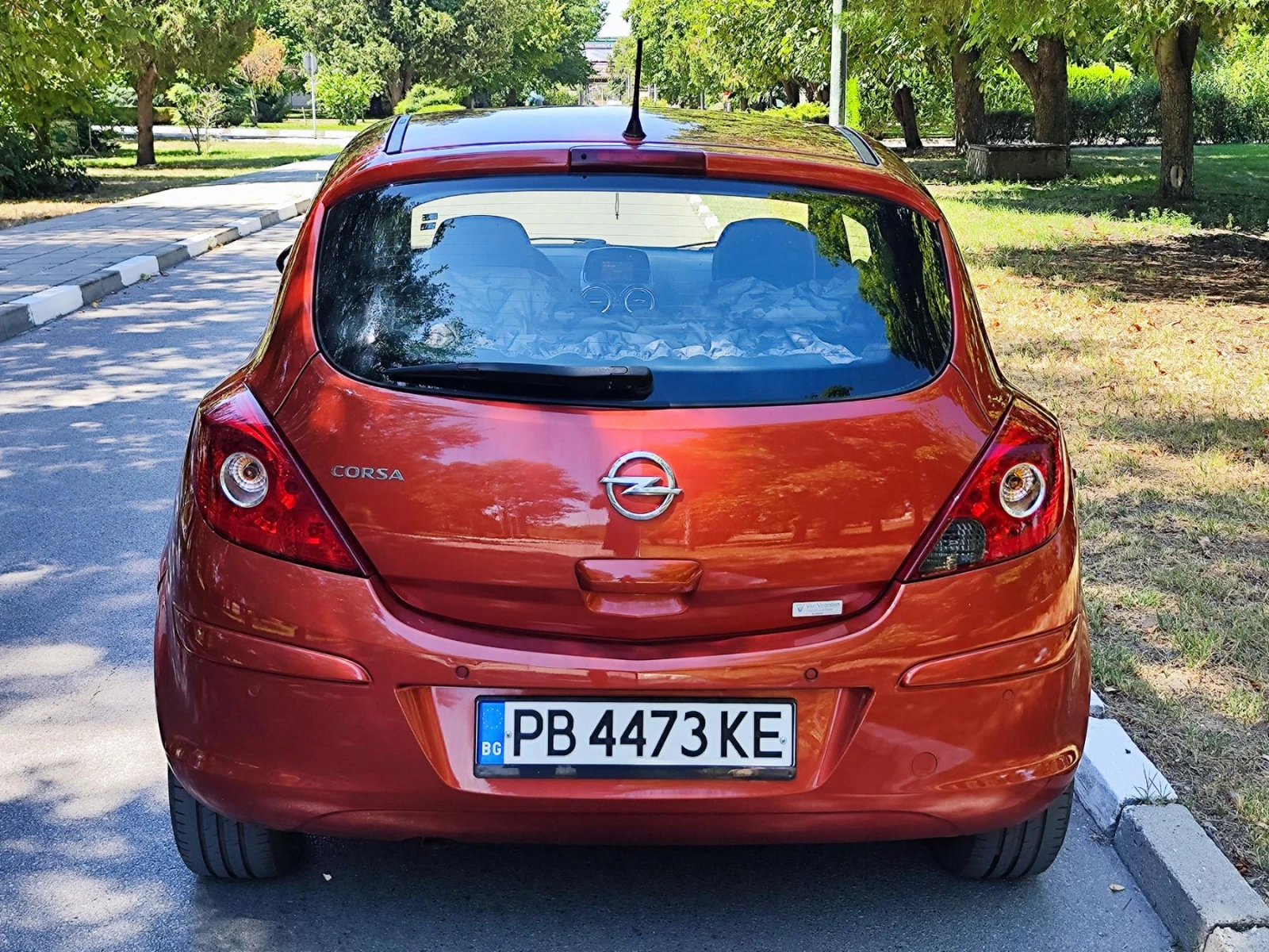 Opel Corsa, снимка 3 - Автомобили и джипове - 55795922