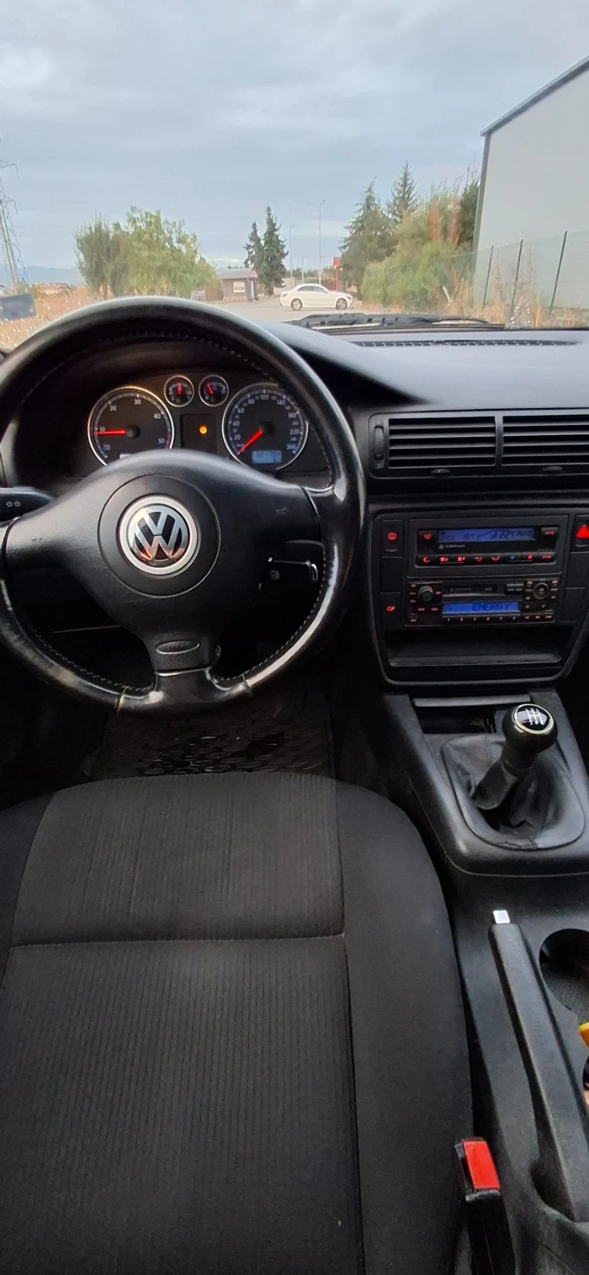 VW Passat, снимка 7 - Автомобили и джипове - 56245469
