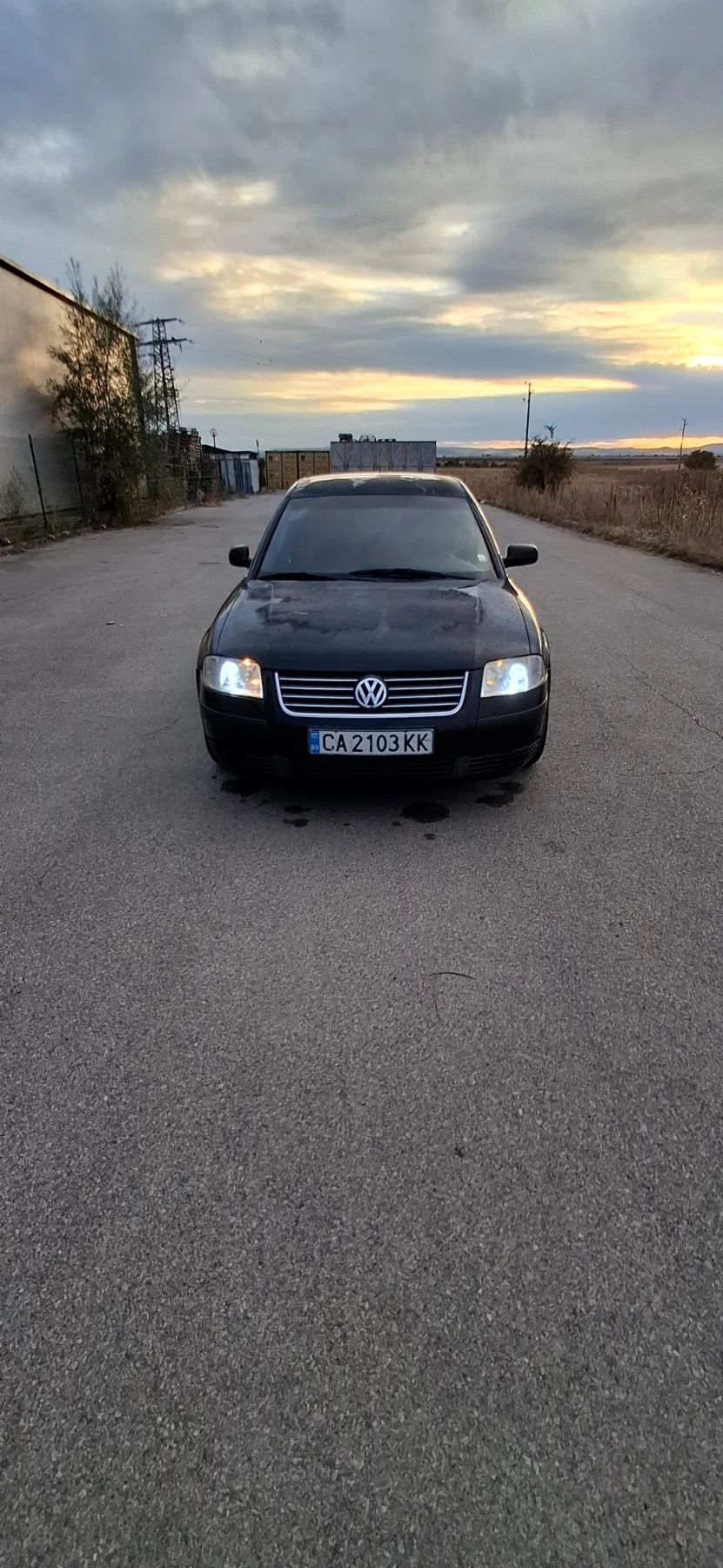 VW Passat, снимка 5 - Автомобили и джипове - 56245469