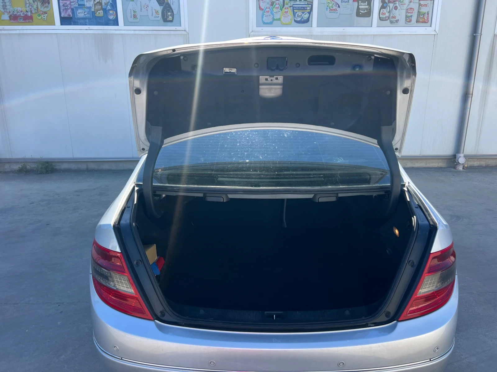 Mercedes-Benz C 320, снимка 9 - Автомобили и джипове - 56249046