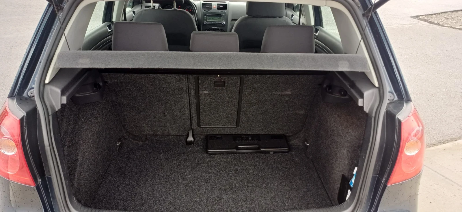 VW Golf 1.6, снимка 9 - Автомобили и джипове - 56510268