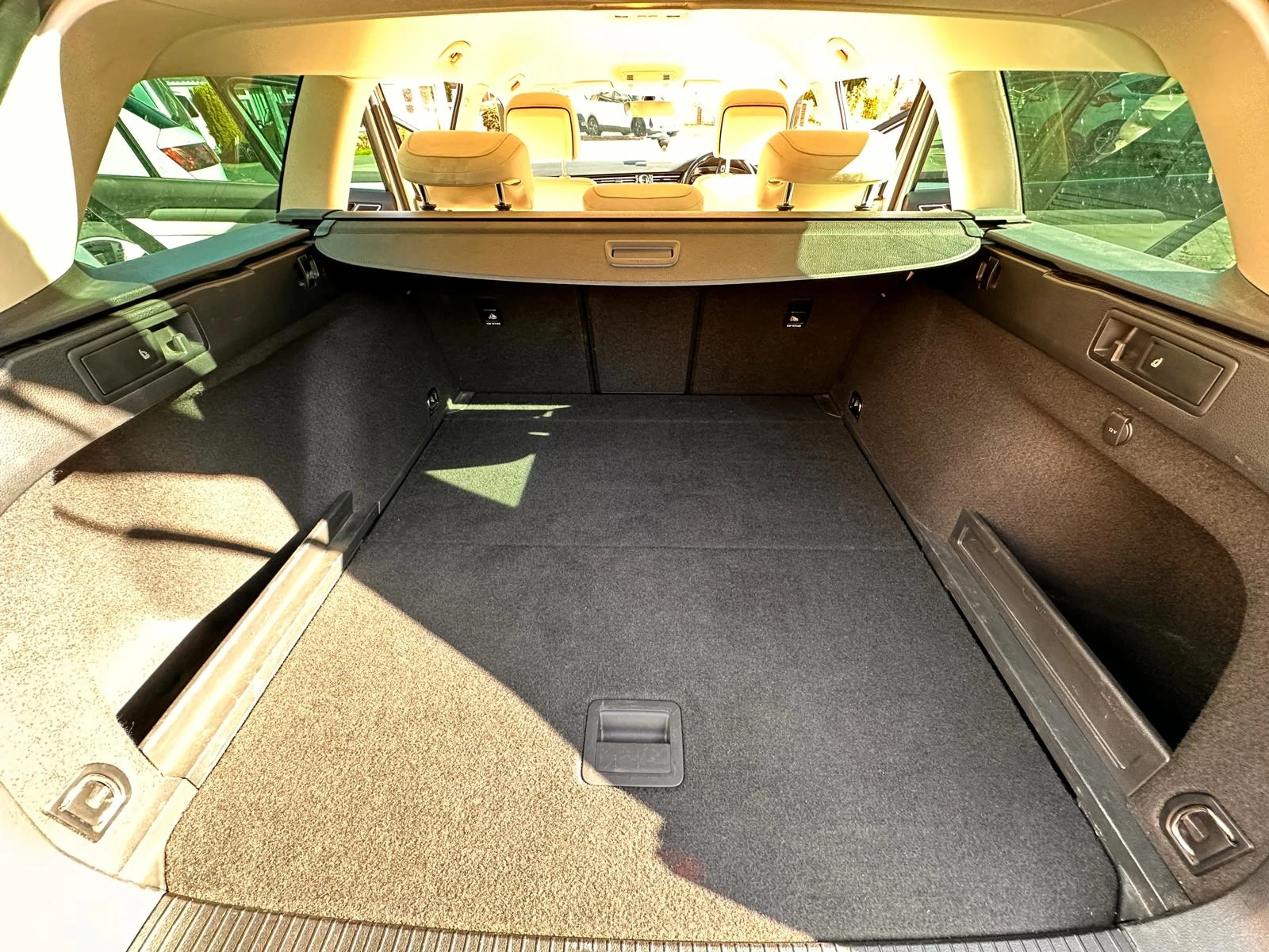 VW Passat, снимка 2 - Автомобили и джипове - 56602525