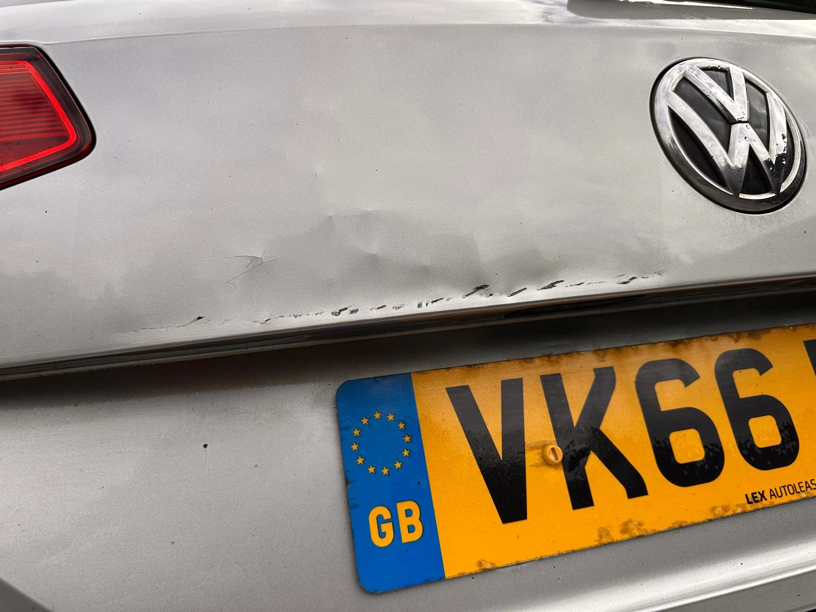 VW Passat, снимка 17 - Автомобили и джипове - 56602525
