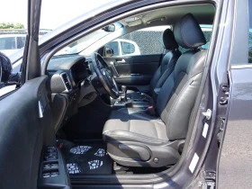 Kia Sportage 1.7 CRDI 2WD Class + Premium Pack, снимка 10