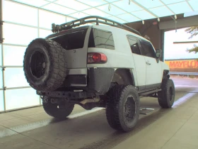 Toyota Fj cruiser 2007 Toyota FJ Cruiser wRear Doors | Mobile.bg    7