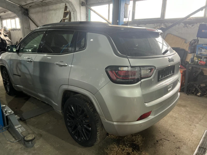 Jeep Compass 1.3T, снимка 6 - Автомобили и джипове - 45116907