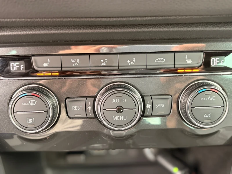 VW Tiguan 4-motion Rline, снимка 9 - Автомобили и джипове - 51835421