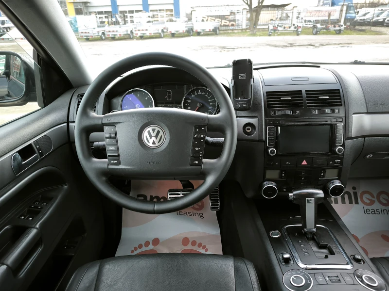 VW Touareg 3.0TDI  FACELIFT 4motion AUTOMATIC, снимка 15 - Автомобили и джипове - 53066921