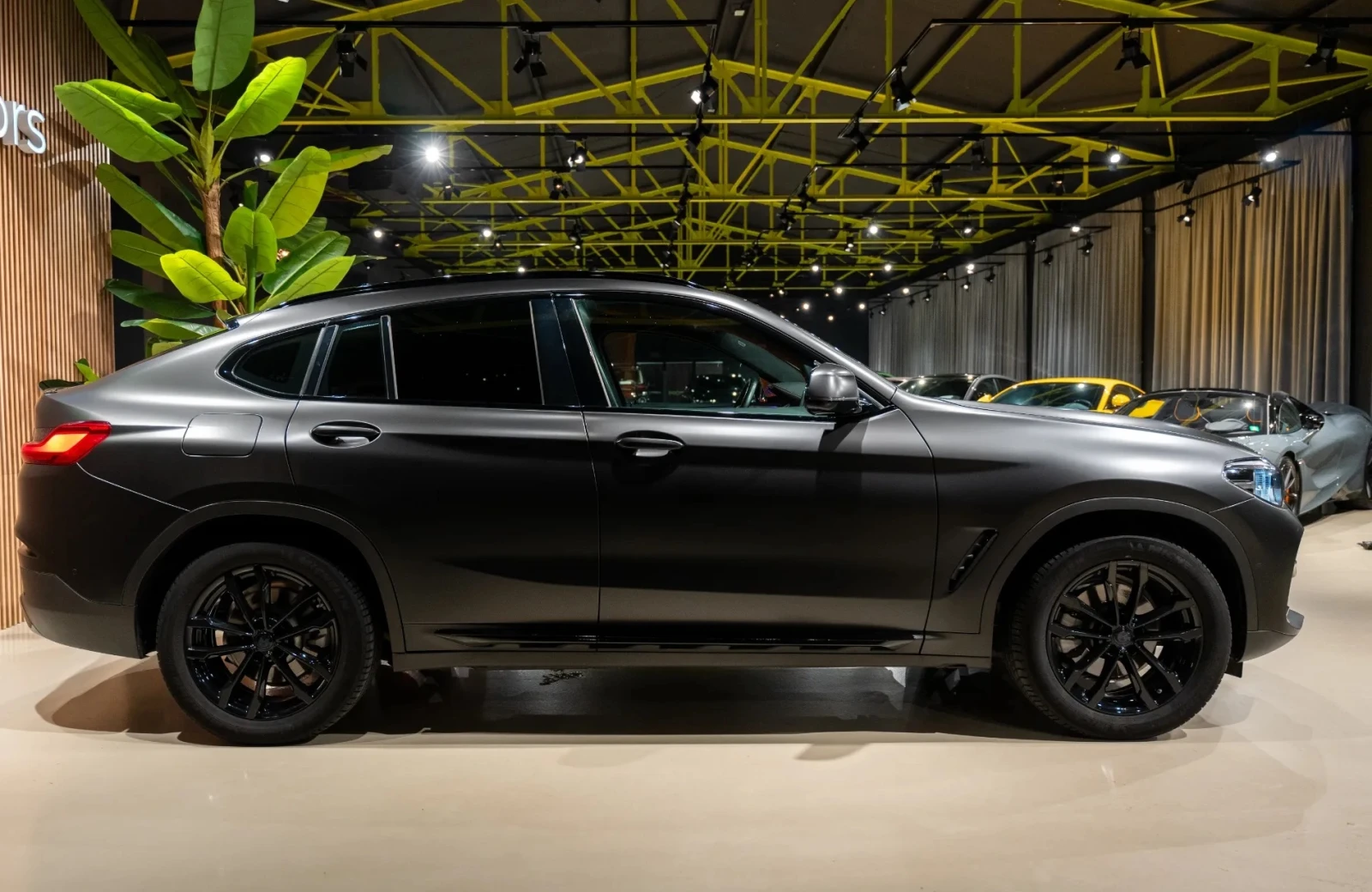 BMW X4  2.0i xDrive M-Pack - изображение 5