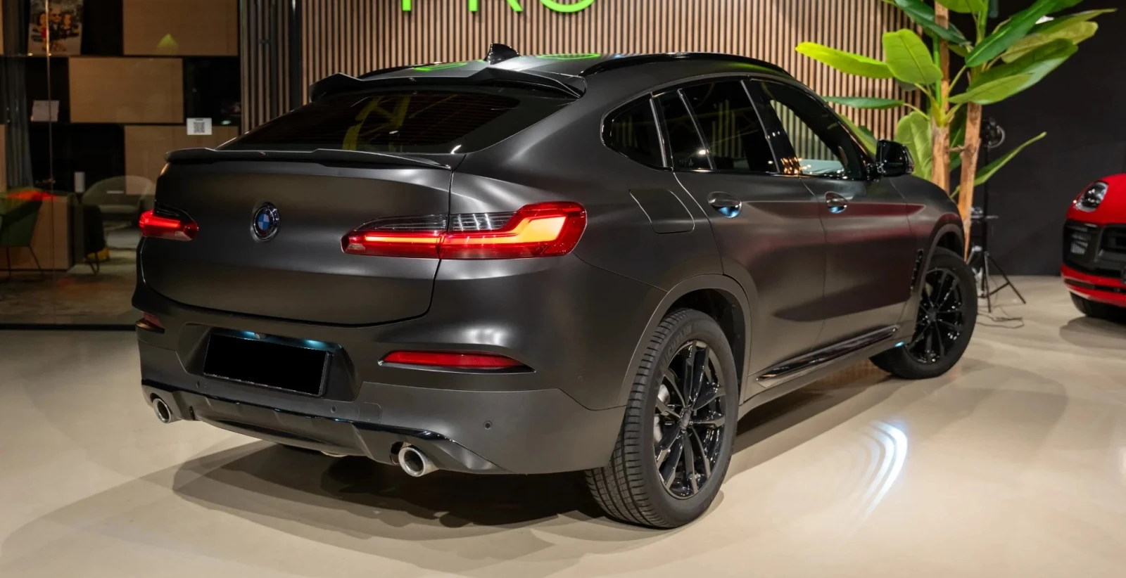 BMW X4  2.0i xDrive M-Pack - изображение 6