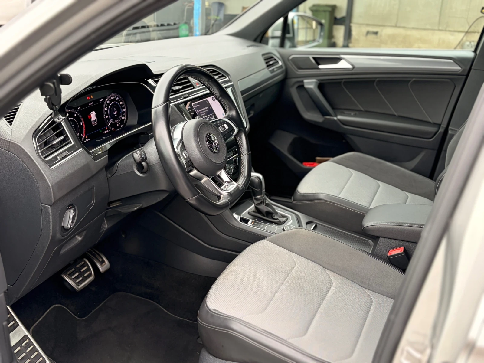 VW Tiguan 4-motion Rline - изображение 8