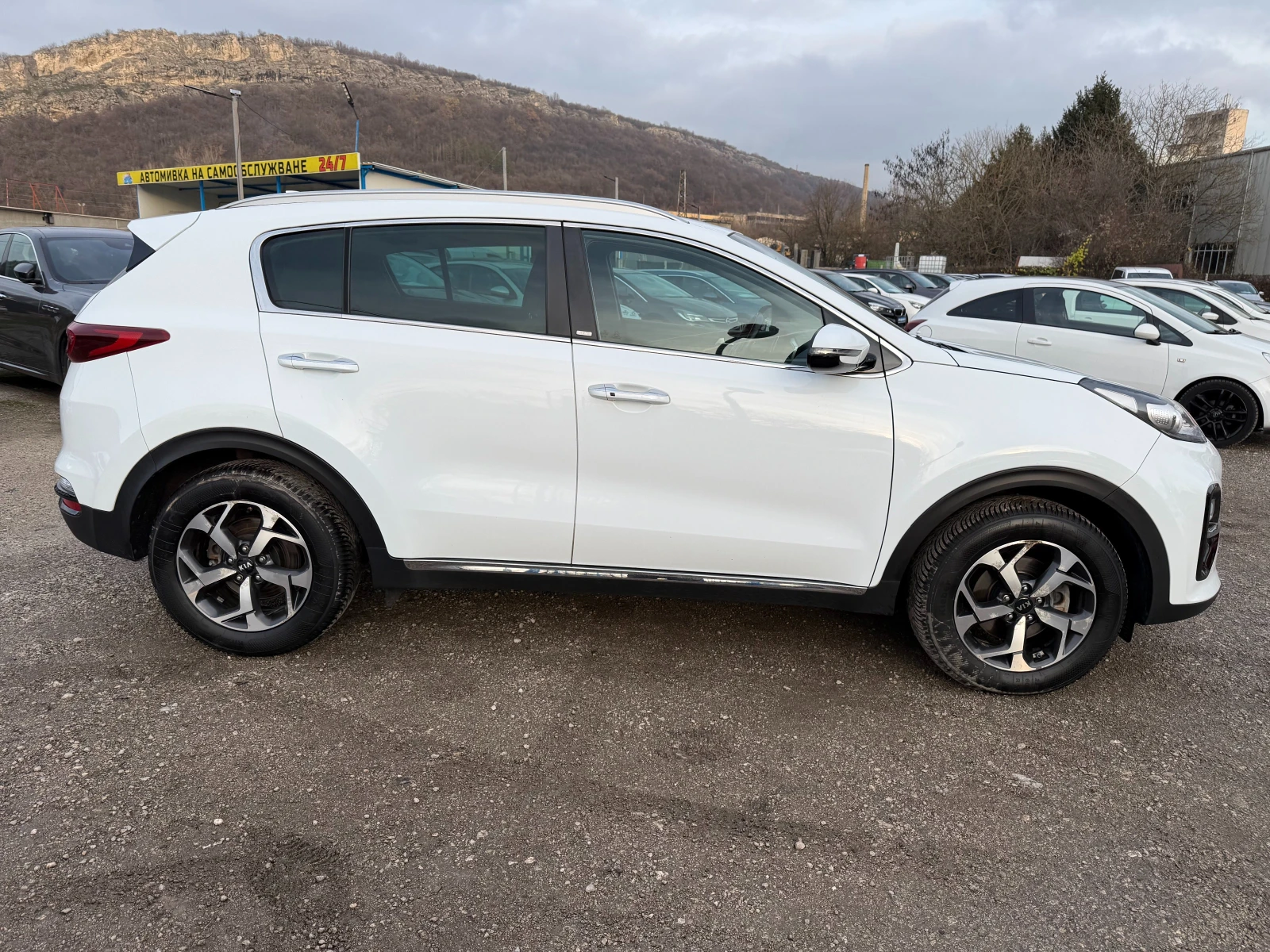 Kia Sportage 1.6CRDI-M.HYBRID-FACELIFT- - изображение 7