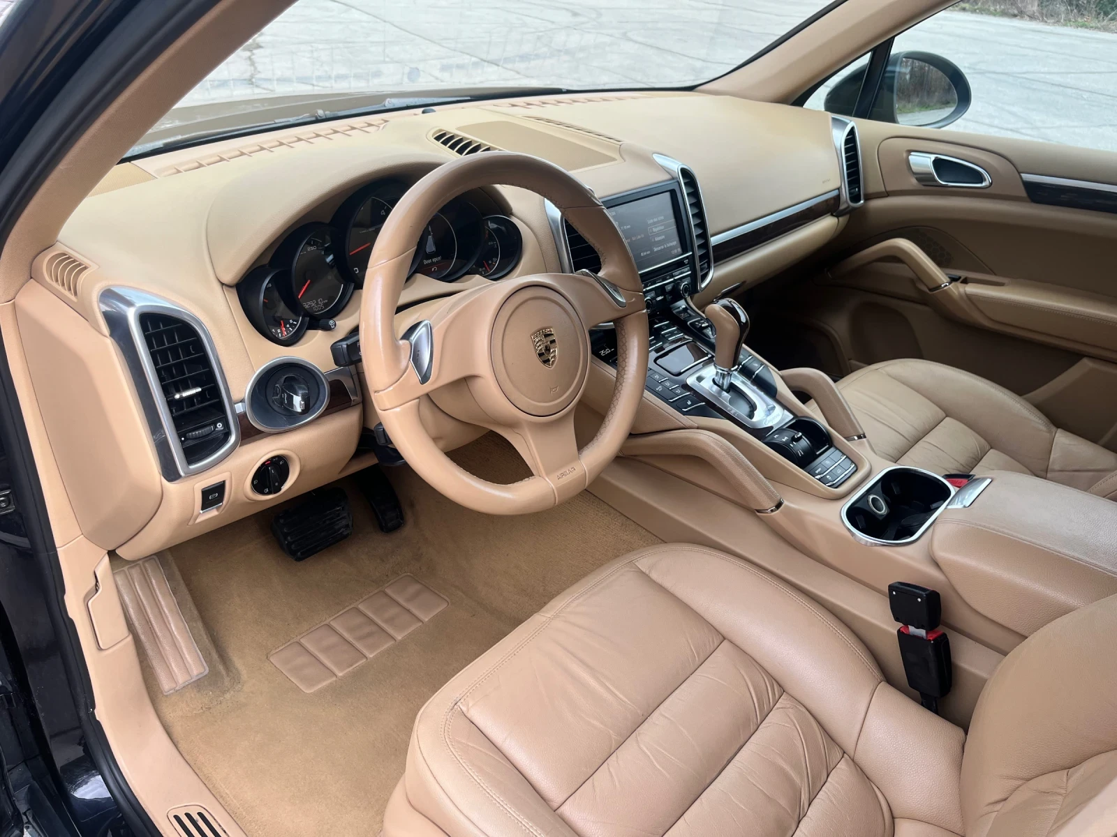 Porsche Cayenne 3.0d/245кс./Нов Внос/Регистриран/ Топ Състояние , снимка 11 - Автомобили и джипове - 53775710