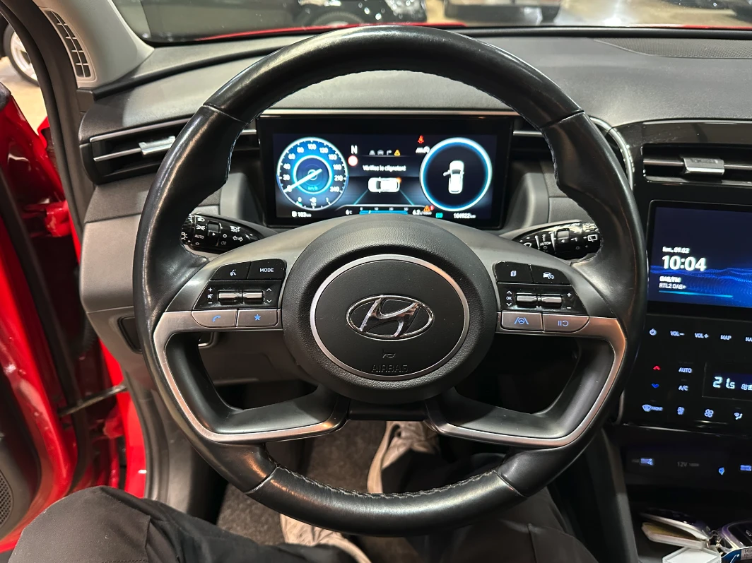 Hyundai Tucson 1.6 CRDI, снимка 6 - Автомобили и джипове - 53859350